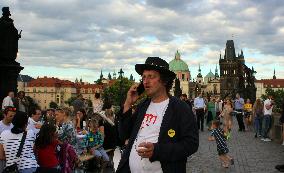 Dinner at 500 metre long table, Charles Bridge, Prague, citizens, Vltava River