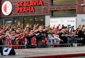 Fans of Slavia Prague