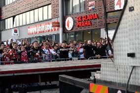 Fans of Slavia Prague