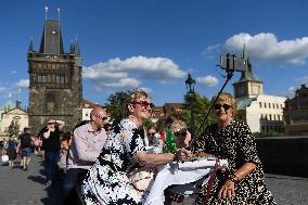 Dinner at 500 metre long table, Charles Bridge, Prague, citizens, Vltava River