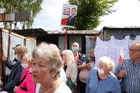 Polish President Andrzej Duda meeting with the residents of the town of Dabrowa Gornicza.