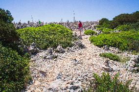 Telascica Nature Park, limestone, cliff, erosion, tourists