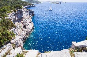 Telascica Nature Park, sailing yacht, cruising, cruiser, sea