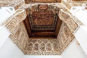 decorated ceiling in el Bahia palace