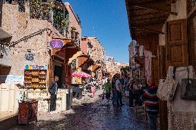 sell of souvenirs, cookware, products from letaher and wood  in medina