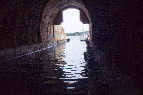 marine bunker, abandoned Zagracina submarine pen, base, Dugi Otok island