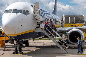 Boeing 737-8AS aircraft, Ryanair, Pardubice Airport, passengers