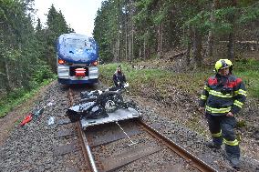 Train collision, Pernink