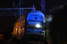 One dies, dozens injured in trains' collision in Central Bohemia
