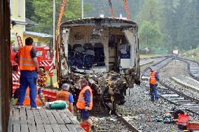 train wreck, wreckage, train collision, Pernink