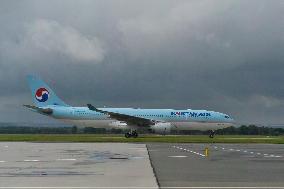 Airliner Airbus A330-200 of Korean Air