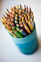 school supplies, crayons, crayon, color, colour, colors, colours, draw, drawing