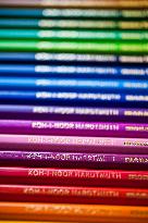 school supplies, crayons, crayon, color, colour, colors, colours, draw, drawing