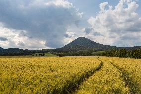 Milesovka, Milesovka, mountain, hill, transmitter, meteorological station, observatory, lookout tower