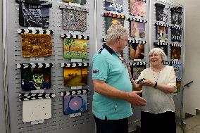 The exhibition of painted clapperboards