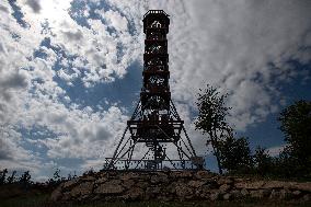 new lookout tower on the Feist hill (Feistuv kopec)