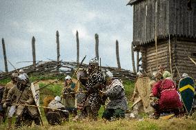 demonstration of conquesting of a rural nobleman's residence replica from 11th to 12th centuries
