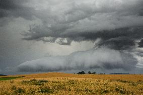 cumulus clouds, storm cloud, sky