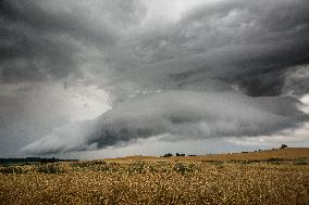 cumulus clouds, storm cloud, sky