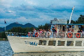 Lake Macha, boat May, ship, evening cruise, passengers