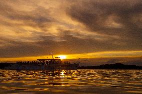 Lake Macha, boat May, ship, evening cruise, sunset, water surface, silhouette