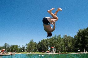 biotope swimming pool, lido