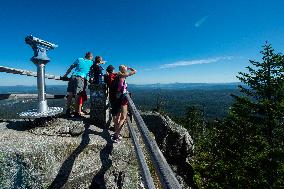 Bohemian Forest, Trojmezna Mountain (Three-border Mountain), Tristolicnik, Plechy, tourists, sun, rock, weather, hot