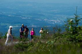 Bohemian Forest, Trojmezna Mountain (Three-border Mountain), Tristolicnik, Plechy, tourists, sun, rock, weather, hot