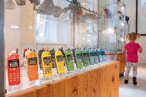 Exhibition, cellphones, mobile phones, historic, old phone