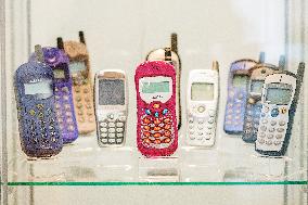 Exhibition, cellphones, mobile phones, historic, old phone