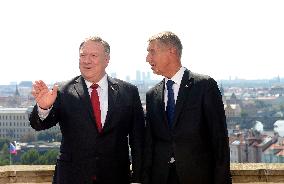 MIKE POMPEO, ANDREJ BABIS