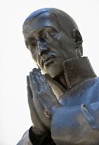 installation of statue of priest Martin Streda