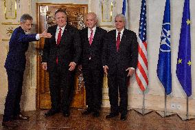 Milos Vystril, Mike Pompeo, Pavel Fischer, Stephen B, King