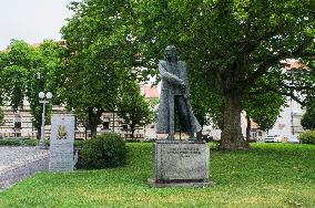Maribor, Rudolf Maister Monument