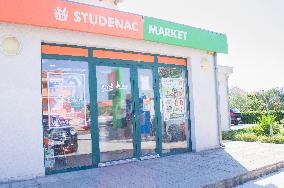 Studenac Market grocery shop, supermarket