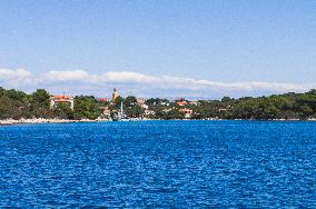 Molat, village, island, sailing yacht, cruising, cruiser, sea