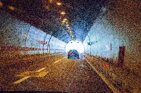 light at the end of the tunnel, A1 motorway direction from the coastline, highway, low traffic, rideable, almost empty