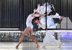 Klara Jelinkova, Marek Svobodnik, Bon Appetit dance performance