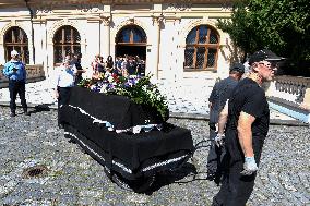 Funeral of Viktor Wellemin, New Jewish cemetery in Prague