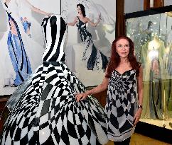 Blanka Matragi, glass dress