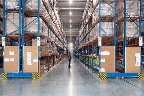 Jan Hamacek, police depository, anti-coronavirus protective devices, storage, warehouse