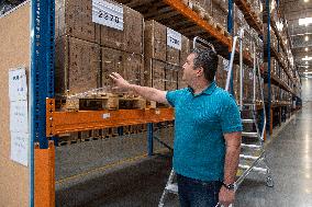 Jan Hamacek, police depository, anti-coronavirus protective devices, storage, warehouse