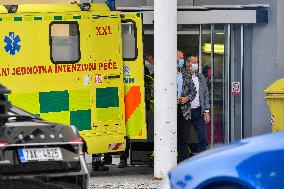 Milos Zeman, Prague's Central Military Hospital (UVN), ambulance