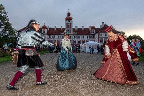 Castle Bonfire Night at Mnichovo Hradiste chateau