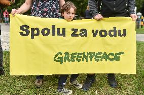 hundreds of people protest against Polish Turow mine extension