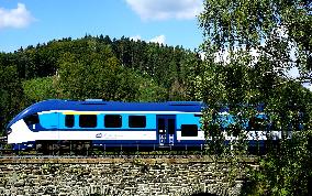 Train RegioShark, PESA 844, Railway viaduct Novina