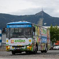 pre-election bus of the Zmena pro lidi a pro krajinu (Change for People and for the Landscape) party, Liberec, Jested