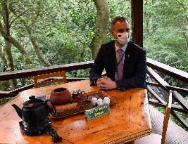 Prague Mayor Zdenek Hrib, zoo in Taipei, tea