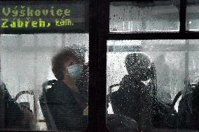 Face mask again mandatory in public transport