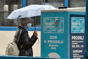 Face mask again mandatory in public transport